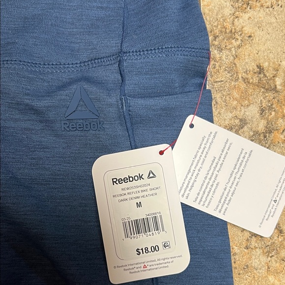 Reebok Blue Shorts & Top - Picture 12 of 15